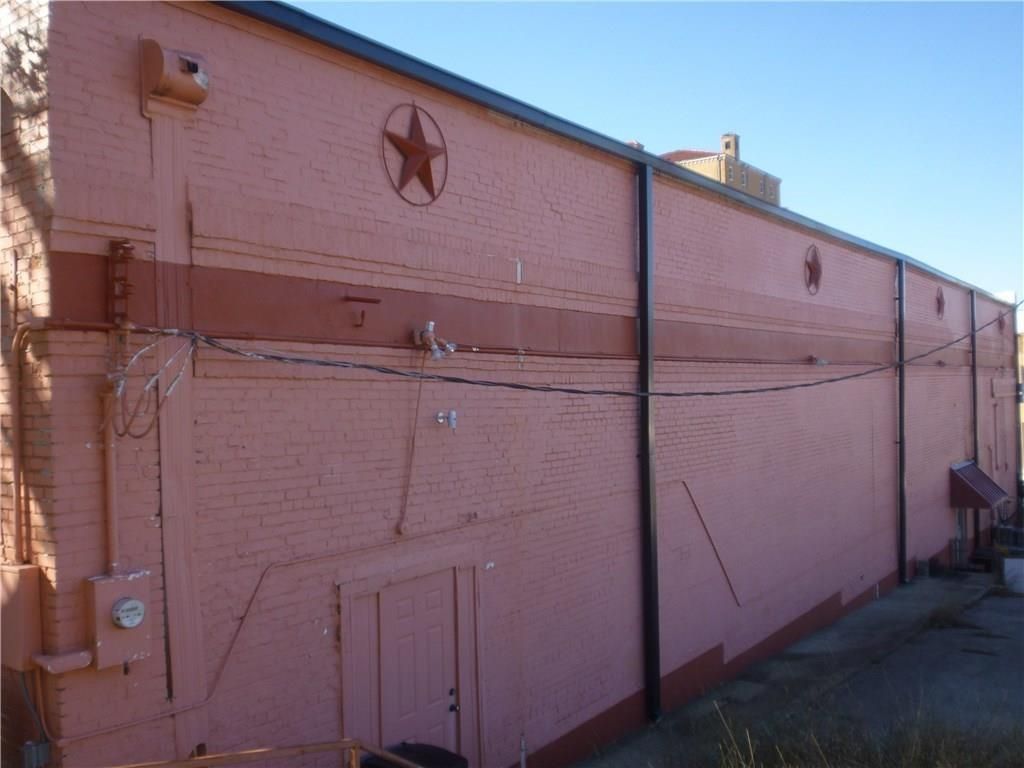 416 N Oak Ave, Mineral Wells, TX 76067
